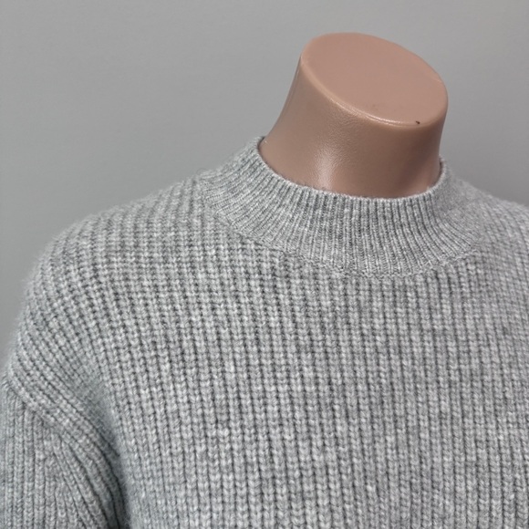 H&M Gray Mock Neck Ribbed Knit Sweater XS - Picture 2 of 4
